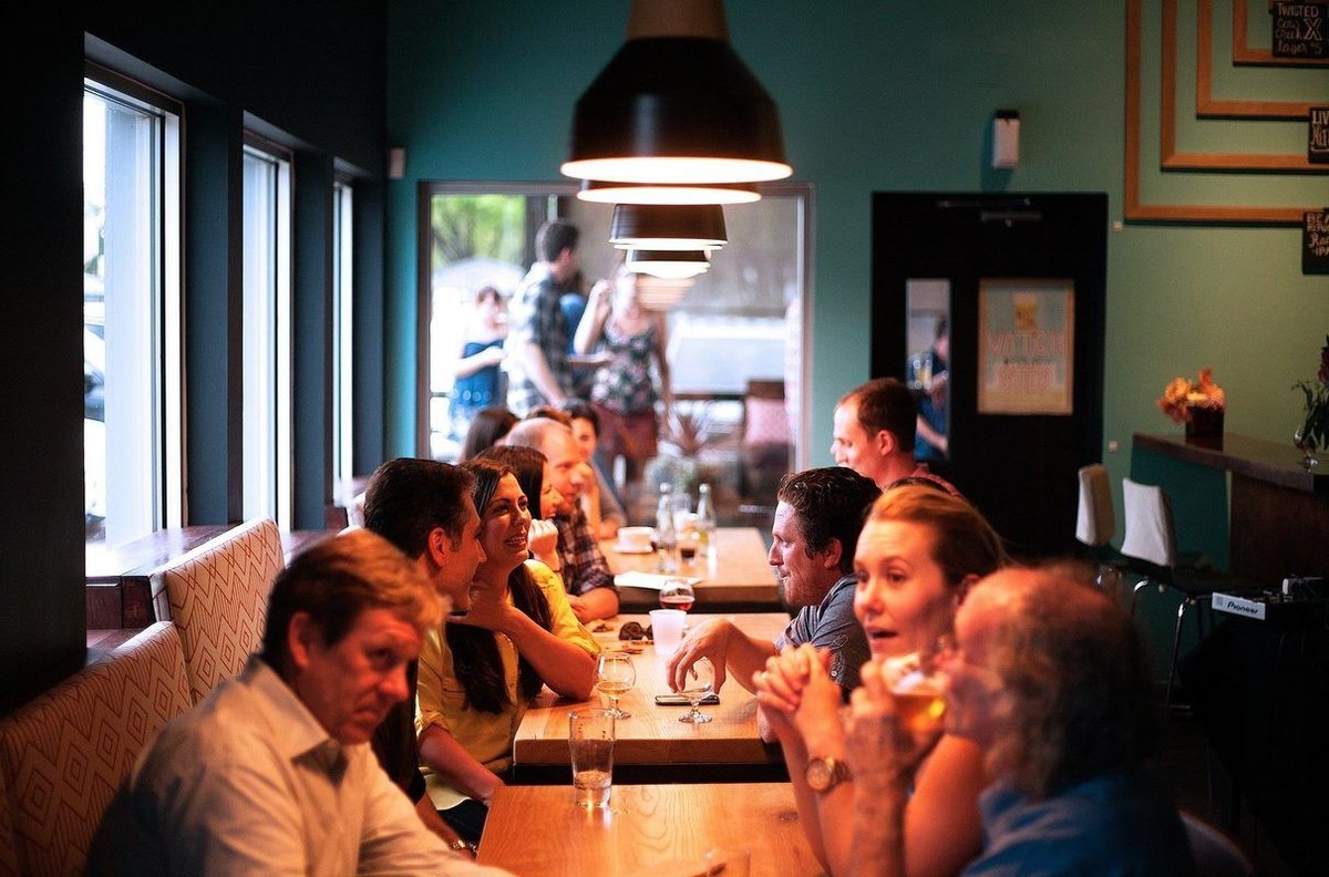 Restaurants & Cafes
